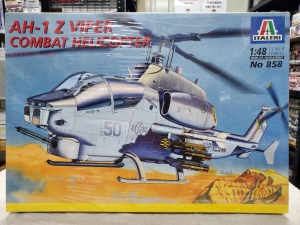 1/48 AH-1 Z VIPER COMBAT HELICOPTER
